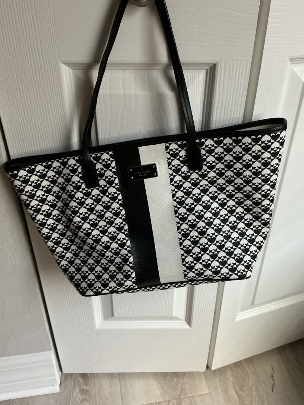 EUC Kate Spade black and white large tote - Picture 2 of 6